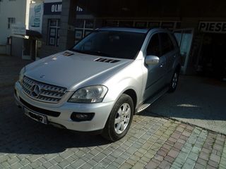 Mercedes M Class foto 4