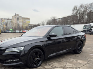 Skoda Superb foto 2