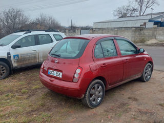 Nissan Micra foto 2