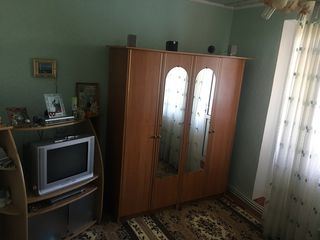 Se vinde apartament mobilat in orasul Cantemir ! Pret usor negociabil! foto 9