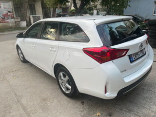 Toyota Auris foto 9