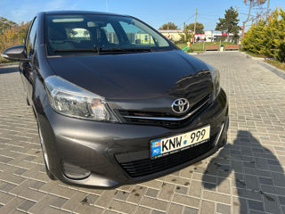 Toyota Yaris foto 2