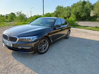 BMW 5 Series foto 4