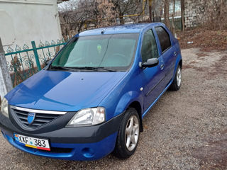 Dacia Logan foto 2