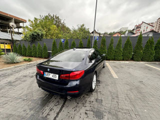 BMW 5 Series foto 2