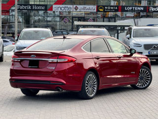 Ford Fusion foto 4