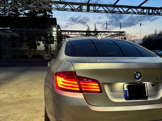 BMW 5 Series foto 4