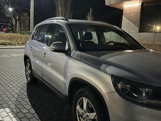 Volkswagen Tiguan foto 2