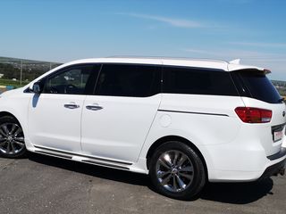 KIA Carnival foto 5