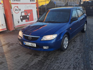 Mazda 323 foto 5