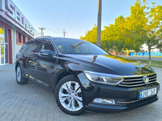 Volkswagen Passat foto 4