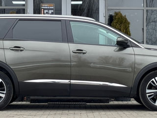 Peugeot 5008 foto 8