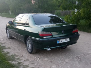 Peugeot 406 foto 4