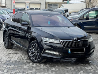 Skoda Superb foto 3