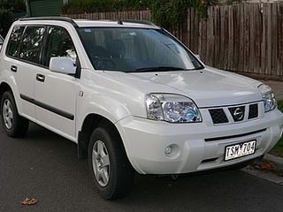 razborca nissan xtrail este tot foto 1