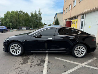 Tesla Model S foto 6