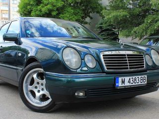 Mercedes E Class foto 1