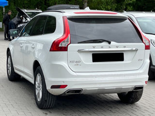 Volvo XC60 foto 5