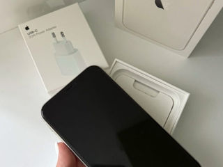 iPhone 11 + adapter 20W foto 1