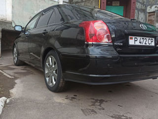 Toyota Avensis foto 6