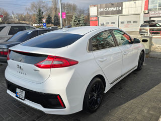 Hyundai Ioniq foto 3