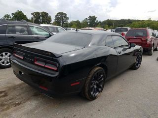 Dodge Challenger foto 3