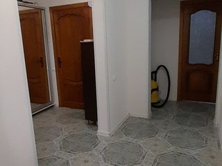 Apartament cu 4 camere, 90 m², Centru, Cahul foto 7