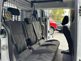 Ford Transit Connect foto 8