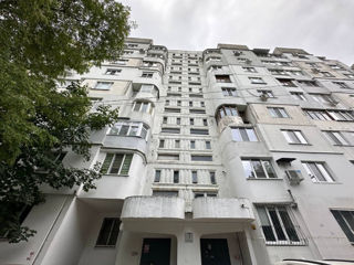 Apartament cu 2 camere, 55 m², Botanica, Chișinău foto 9