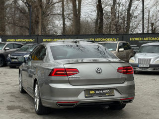 Volkswagen Passat foto 6