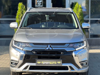 Mitsubishi Outlander foto 2