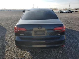 Volkswagen Jetta foto 2