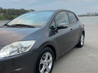 Toyota Auris foto 2