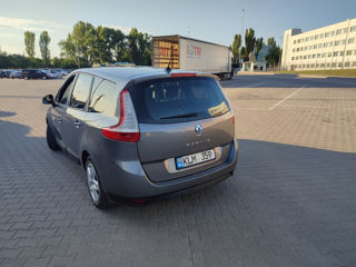 Renault Grand Scenic foto 9