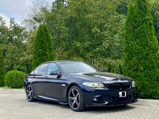 BMW 5 Series foto 2