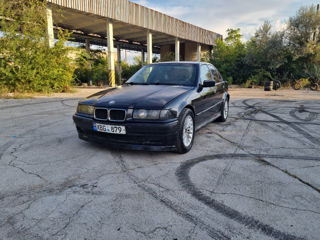 BMW 3 Series foto 3