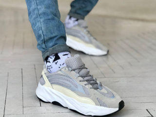 Adidas Yeezy Boost 700 Static foto 7