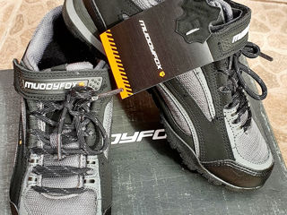 Pantofi sport noi Muddyfox. Marime 36. Marea Britanie.