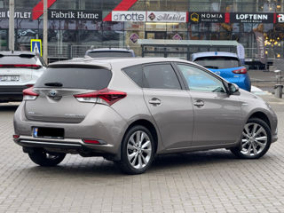 Toyota Auris foto 4