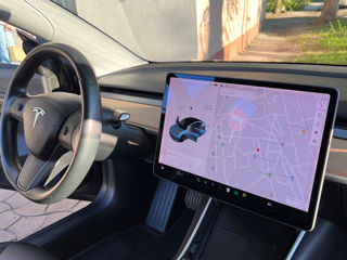 Tesla Model 3 foto 10