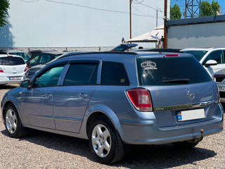 Opel Astra foto 10