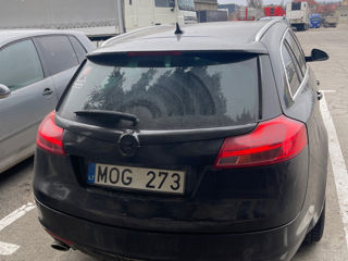 Opel Insignia foto 2