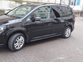 Volkswagen Touran foto 9