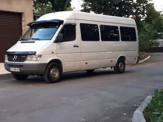 Mercedes Sprinter foto 2