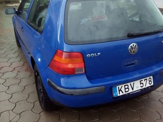 Volkswagen Golf foto 1