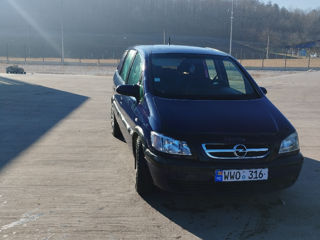 Opel Zafira foto 3