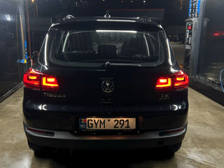 Volkswagen Tiguan foto 1