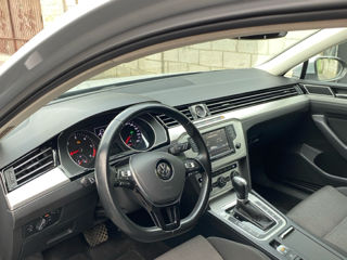 Volkswagen Passat foto 10