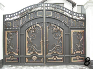 Copertine, porți, balustrade, garduri,  gratii , uși metalice și alte confecții din fier forjat. foto 5