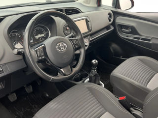 Toyota Yaris foto 6